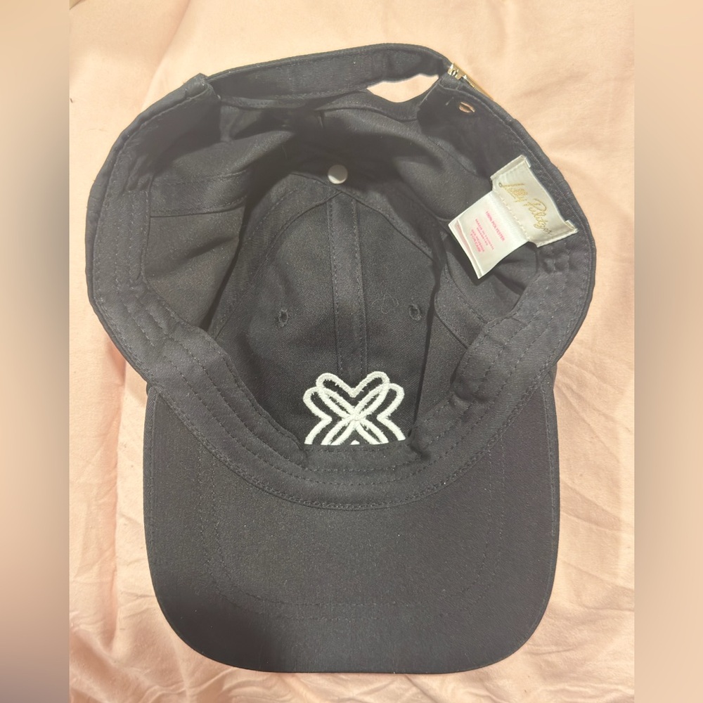 Lilly Pulitzer Black Cap - Picture 2 of 3
